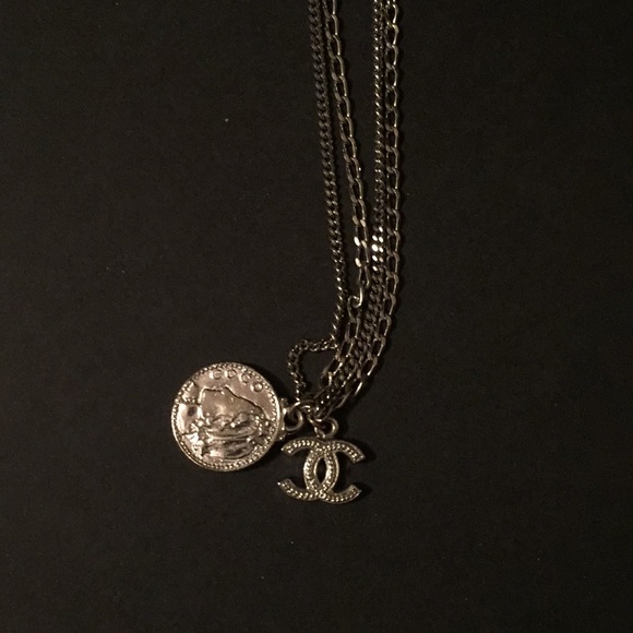 Vintage Chanel Jewelry Set - Picture 5 of 6